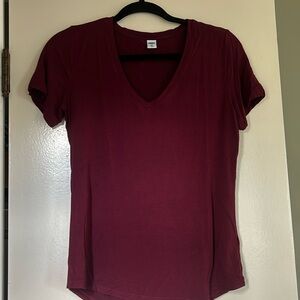 Old navy maroon v-neck size XS